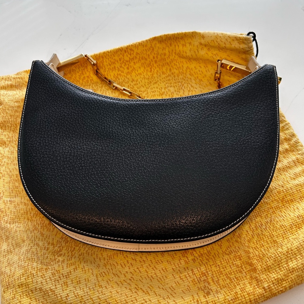 Authentic Fendi Crescent bag - Picture 2 of 5
